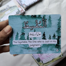 The 99 Names and Attributes of Allah SWT - Flashcards (English & Urdu Edition)
